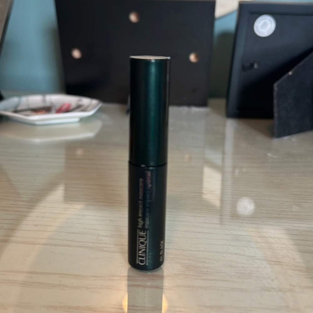 NEW Clinque High Impact Mascara in Black Travel Size